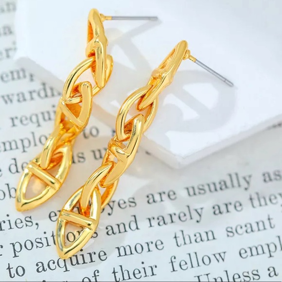 ⚡️Insta gold plated chain earrings - Picture 2 of 4